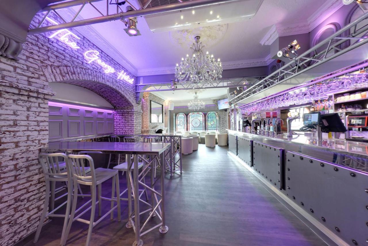 The George Hotel Уитби Экстерьер фото