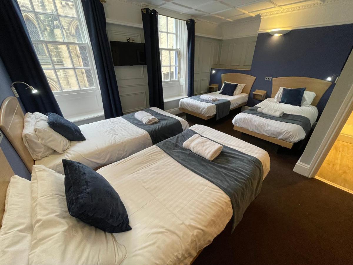The George Hotel Уитби Экстерьер фото